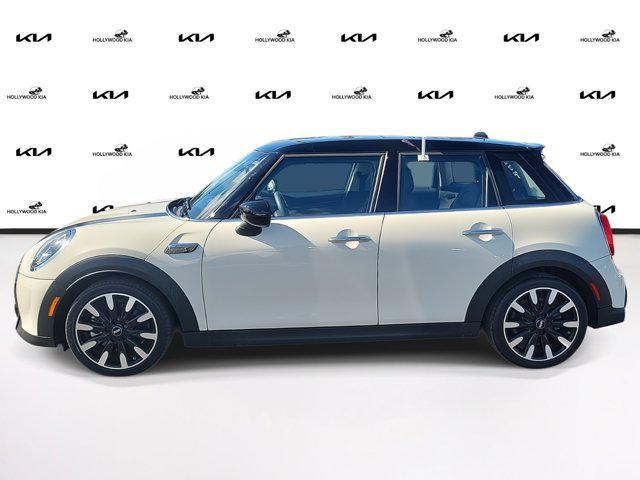 used 2022 MINI Hardtop car, priced at $21,900