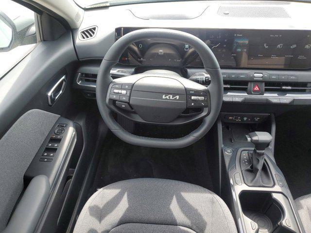 new 2025 Kia K4 car, priced at $22,121