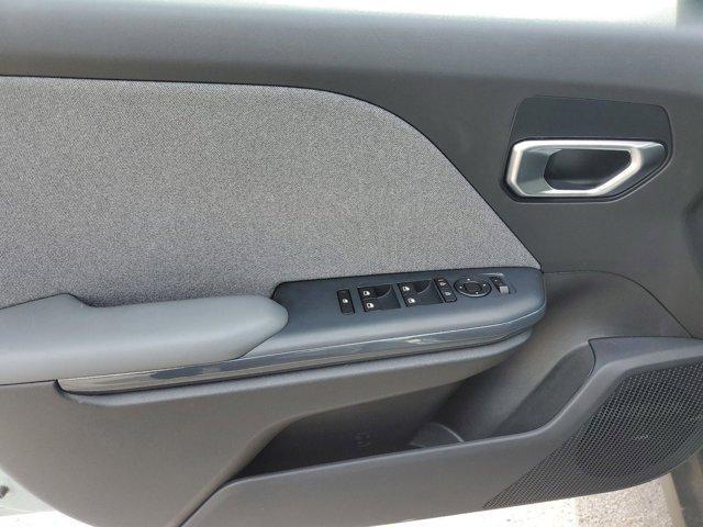 new 2025 Kia K4 car, priced at $22,121