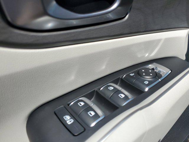 new 2025 Kia Sorento car, priced at $37,510