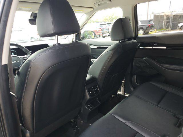 used 2024 Kia Seltos car, priced at $18,999