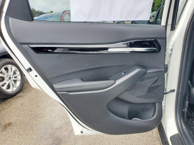 new 2025 Kia Seltos car, priced at $26,803