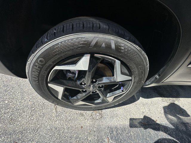 used 2024 Kia Seltos car, priced at $20,914