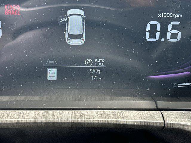 used 2023 Kia Sorento car, priced at $25,876