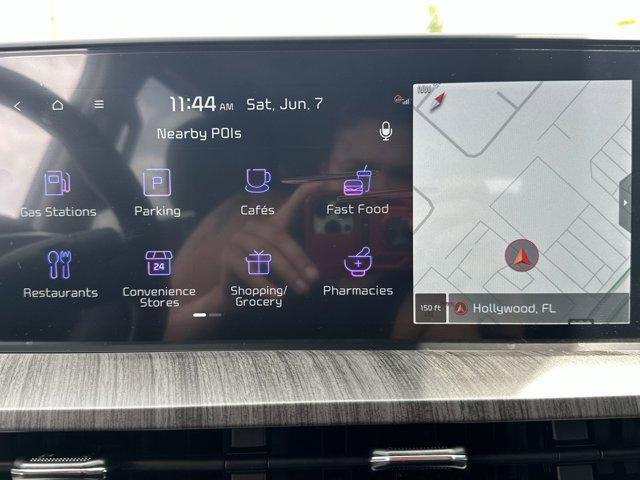 used 2023 Kia Sorento car, priced at $25,876