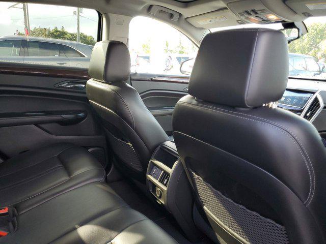 used 2015 Cadillac SRX car