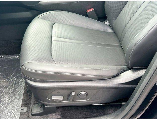new 2025 Kia Sorento car, priced at $36,866