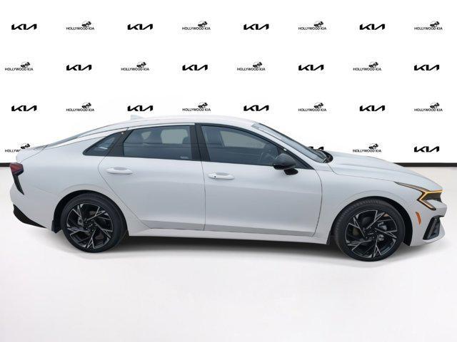 new 2025 Kia K5 car, priced at $29,965