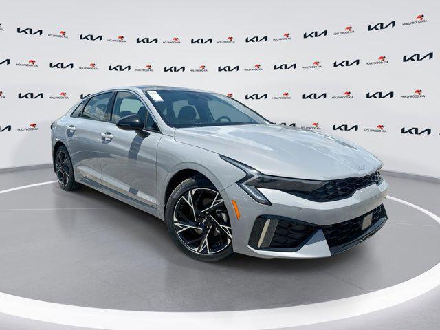 new 2025 Kia K5 car, priced at $29,268