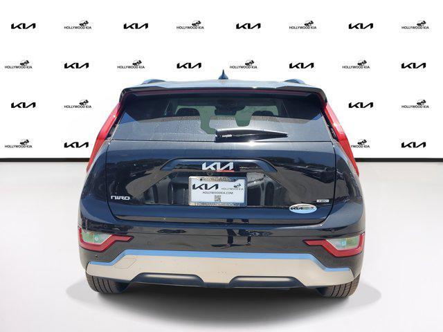 new 2025 Kia Niro car, priced at $31,446