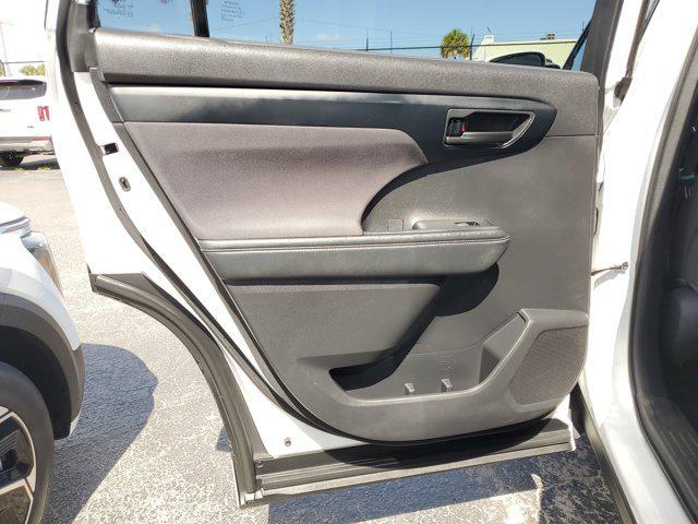 used 2023 Toyota Highlander car, priced at $31,495