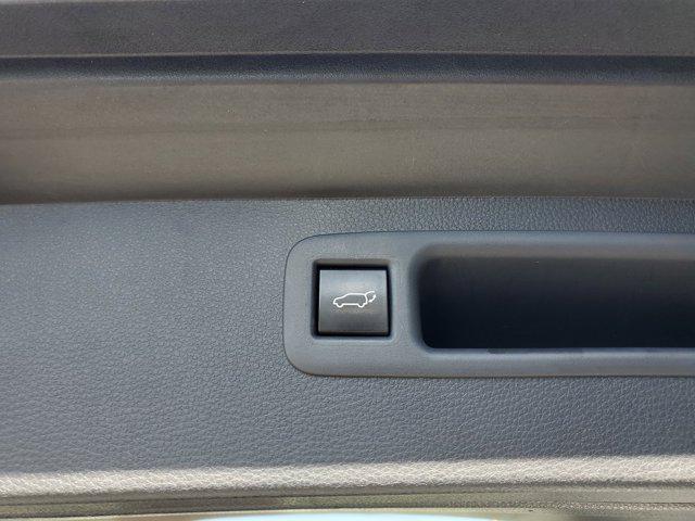 used 2023 Toyota Highlander car, priced at $31,495