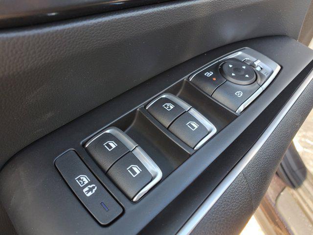 new 2025 Kia Sorento car, priced at $36,974