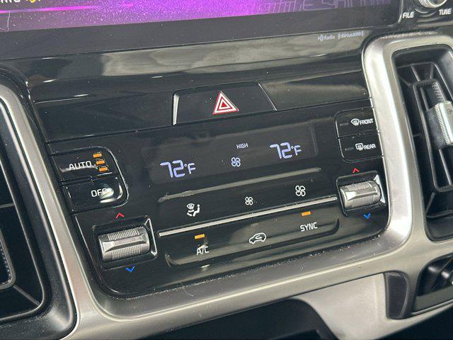 used 2023 Kia Sorento car, priced at $24,214