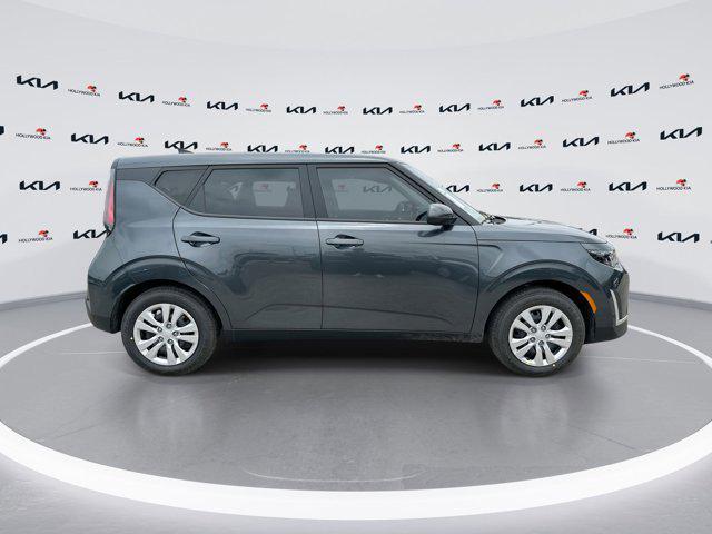 new 2025 Kia Soul car, priced at $19,348