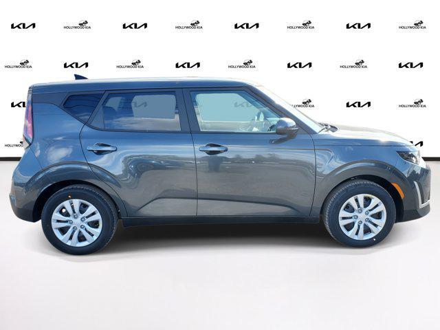 new 2025 Kia Soul car, priced at $19,348