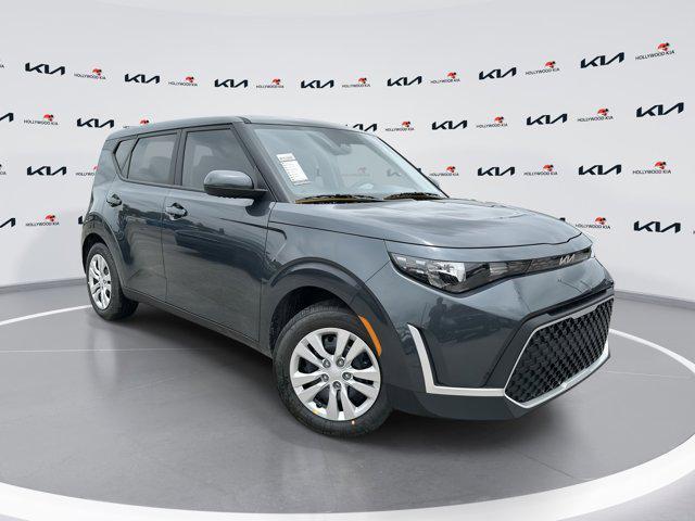 new 2025 Kia Soul car, priced at $19,348