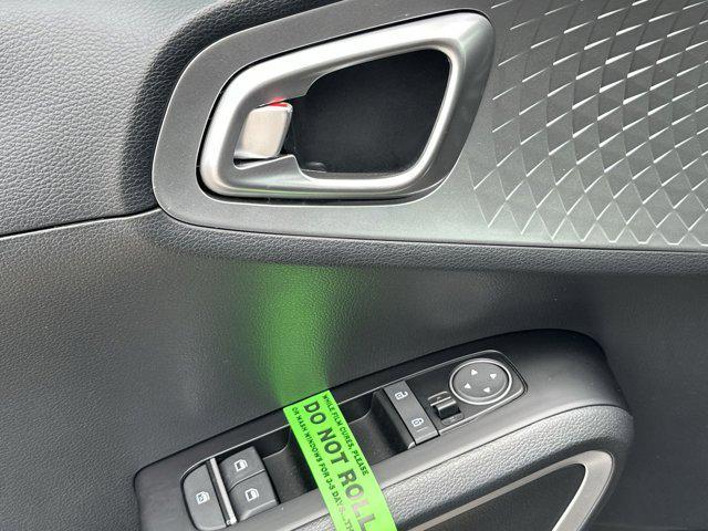 new 2025 Kia Soul car, priced at $19,348