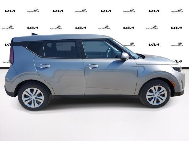 new 2025 Kia Soul car, priced at $19,554