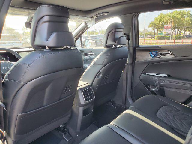 new 2025 Kia Sportage car, priced at $31,172