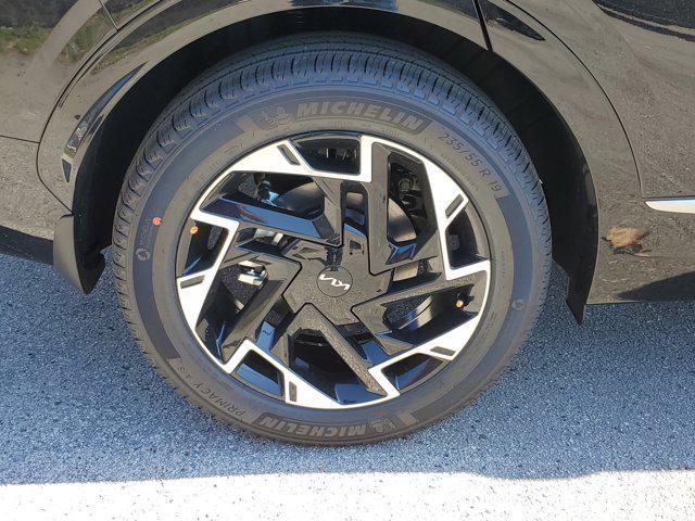 new 2025 Kia Sportage car, priced at $33,854