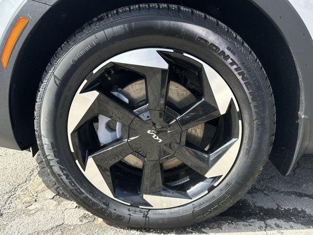 new 2025 Kia Sorento Hybrid car, priced at $38,018