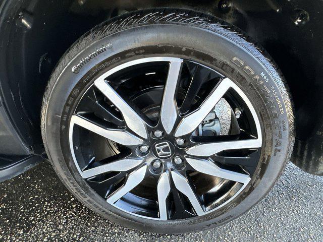 used 2022 Honda Pilot car, priced at $32,622