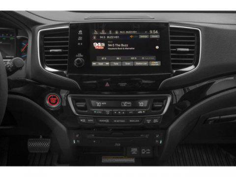 used 2022 Honda Pilot car, priced at $33,999
