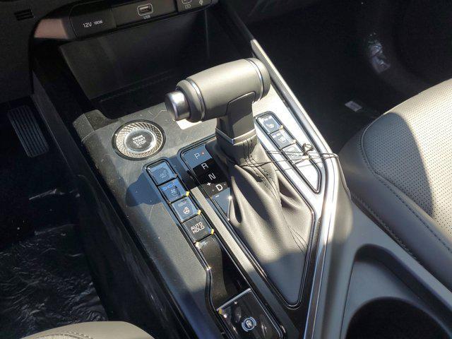 new 2025 Kia Niro car, priced at $29,960