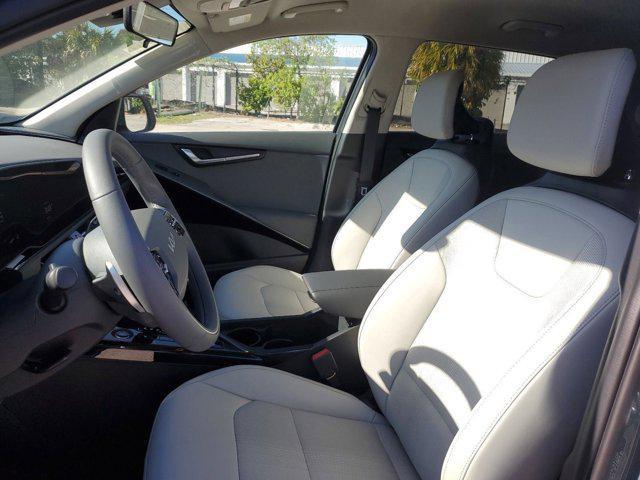 new 2025 Kia Niro car, priced at $27,580