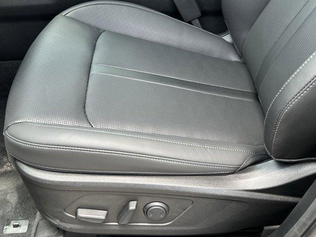 new 2025 Kia Sorento car, priced at $45,322