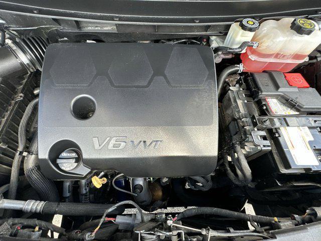 used 2021 Chevrolet Traverse car, priced at $16,622
