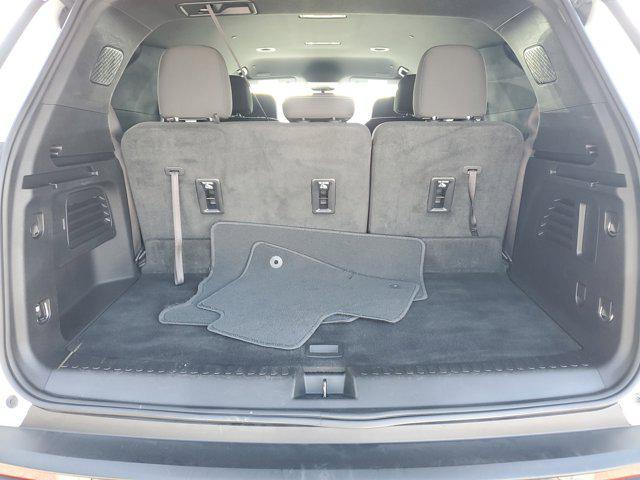 used 2024 Chevrolet Traverse car, priced at $34,843
