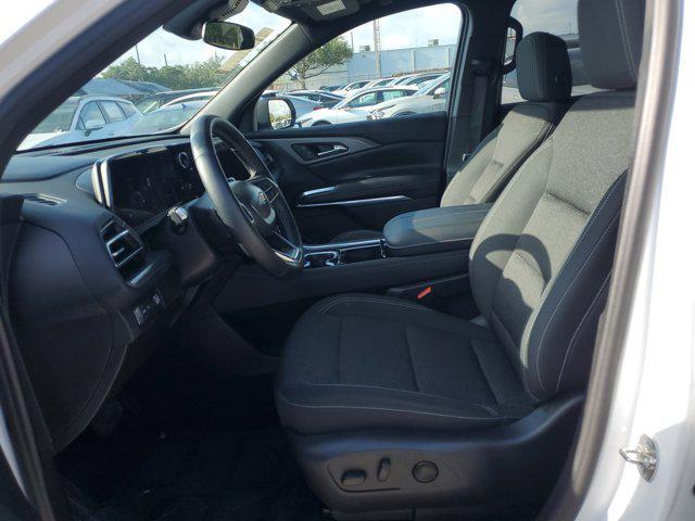 used 2024 Chevrolet Traverse car, priced at $34,843