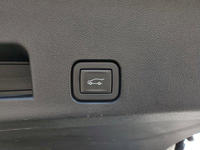 used 2024 Chevrolet Traverse car, priced at $34,843