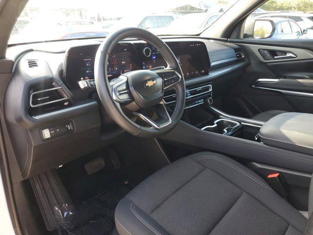 used 2024 Chevrolet Traverse car, priced at $34,843