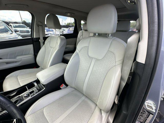 used 2023 Kia Sorento car, priced at $29,332
