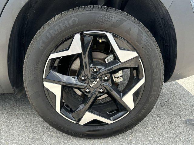 used 2025 Kia Seltos car, priced at $23,969