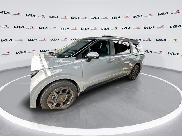 new 2025 Kia Carnival Hybrid car, priced at $45,365
