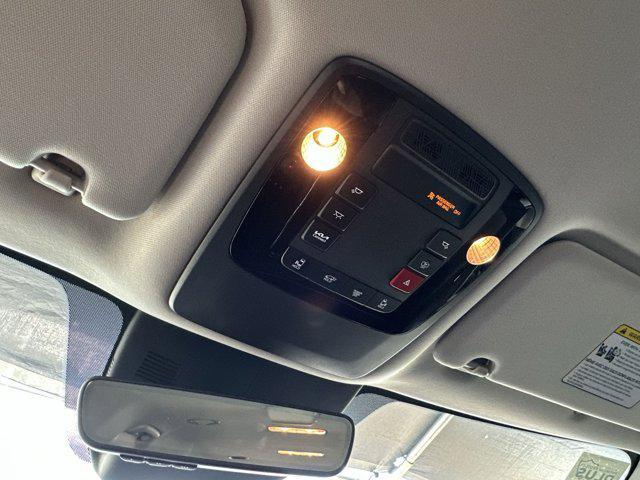 new 2025 Kia Carnival Hybrid car, priced at $45,365