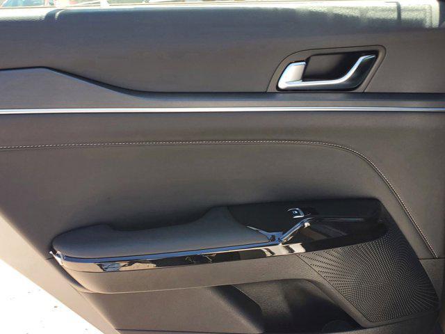 new 2025 Kia K5 car, priced at $27,543