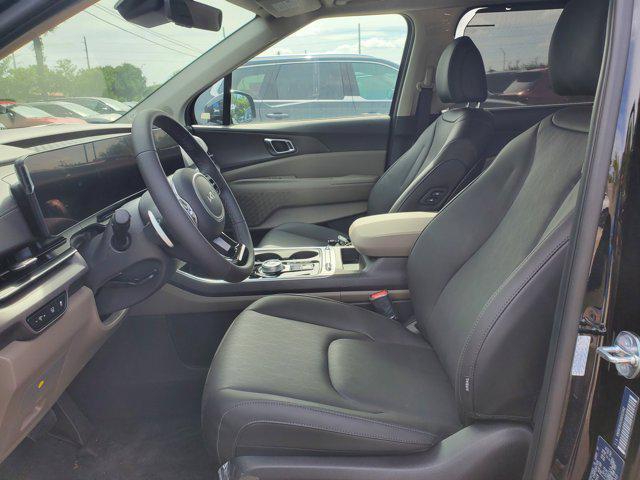 new 2025 Kia Carnival Hybrid car, priced at $44,252