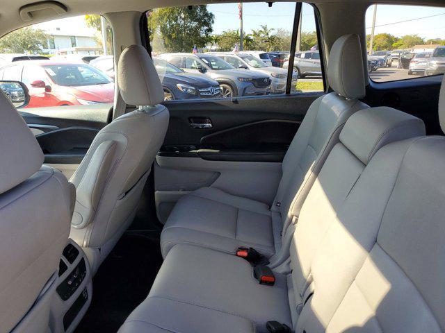 used 2022 Honda Pilot car, priced at $27,480