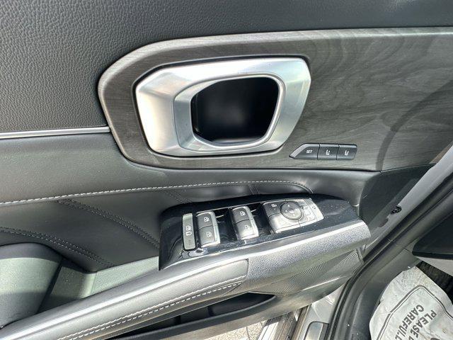 new 2025 Kia Sorento car, priced at $50,258