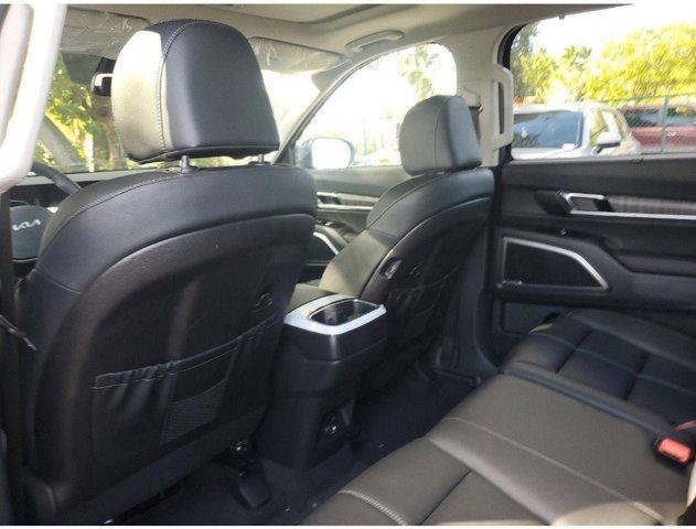 new 2025 Kia Telluride car, priced at $37,327