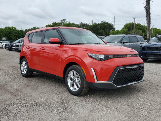 new 2025 Kia Soul car, priced at $20,004