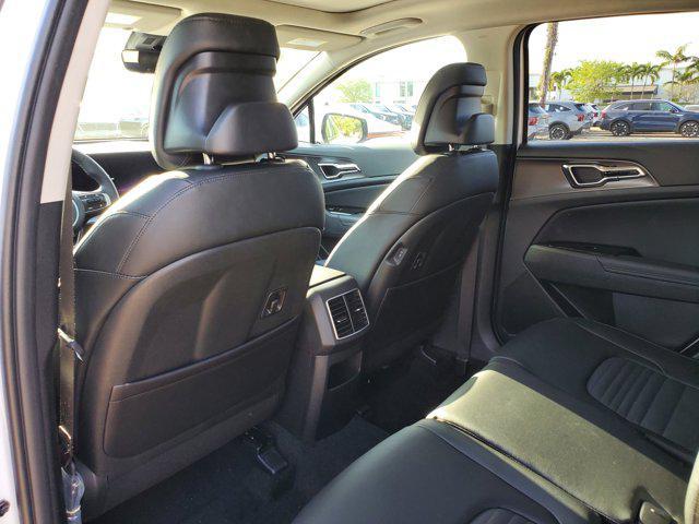 new 2025 Kia Sportage car, priced at $31,942