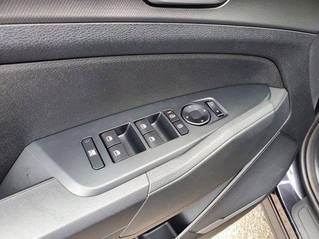 new 2025 Kia Sportage car, priced at $25,305
