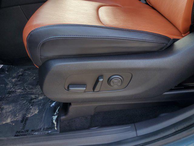 used 2023 Kia Carnival car, priced at $34,276