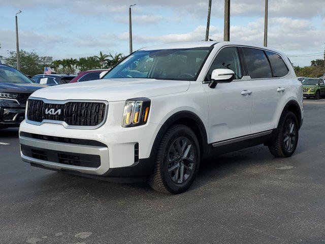 used 2024 Kia Telluride car, priced at $27,256